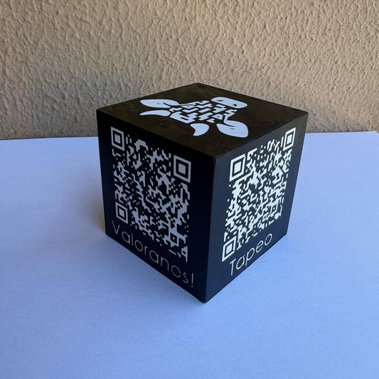 Cubo QR Multifunción - 4 códigos | Diseño Personalizado en 3D