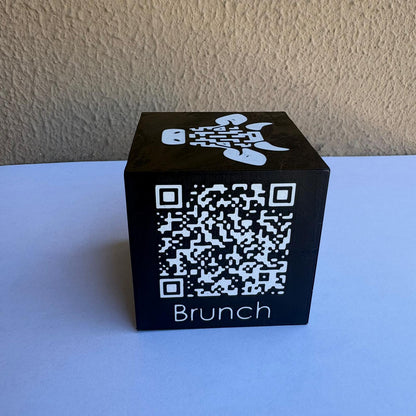 Cubo QR Multifunción - 4 códigos | Diseño Personalizado en 3D